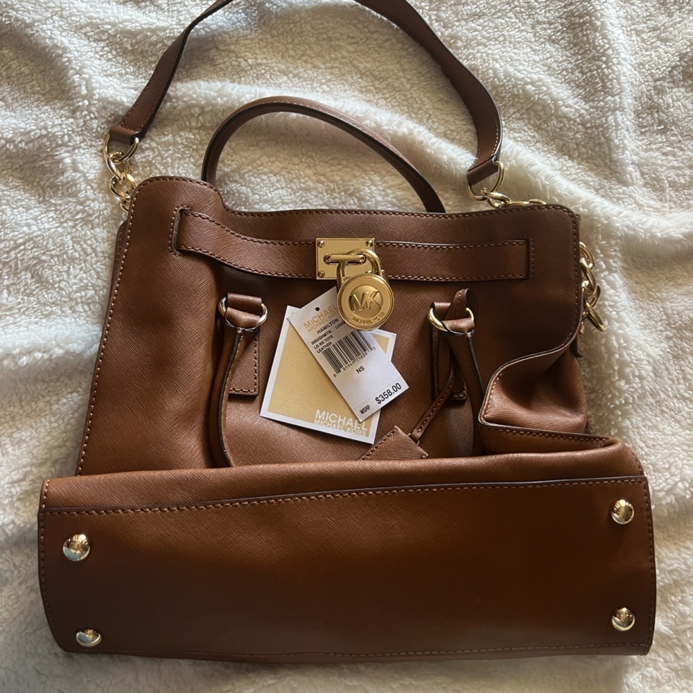 Michael Kors Hamilton Brown Bag - Picture 6 of 6